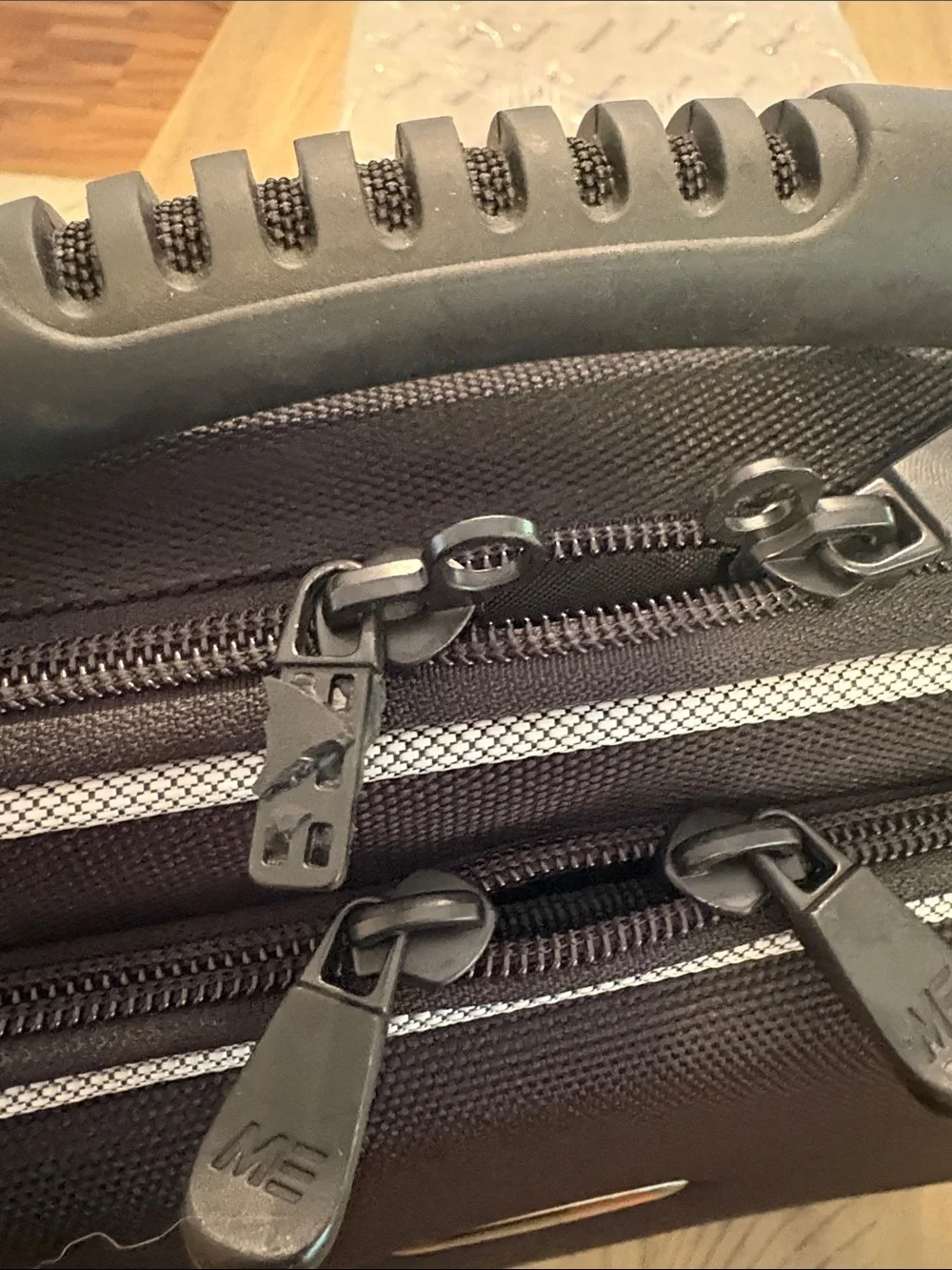 Mobile Edge laptop case black and grey. Fits a 16” laptop